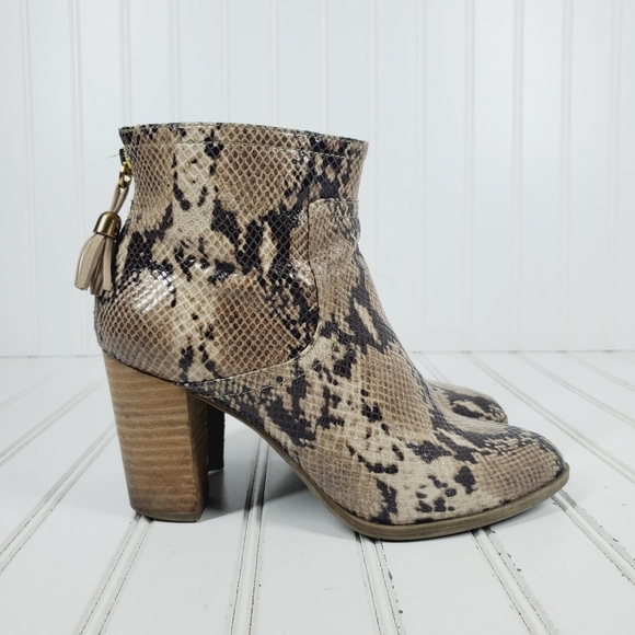 Anne Klein Beige Snakeskin Niccie Almond Toe Block Heel Booties H626 - Picture 5 of 11
